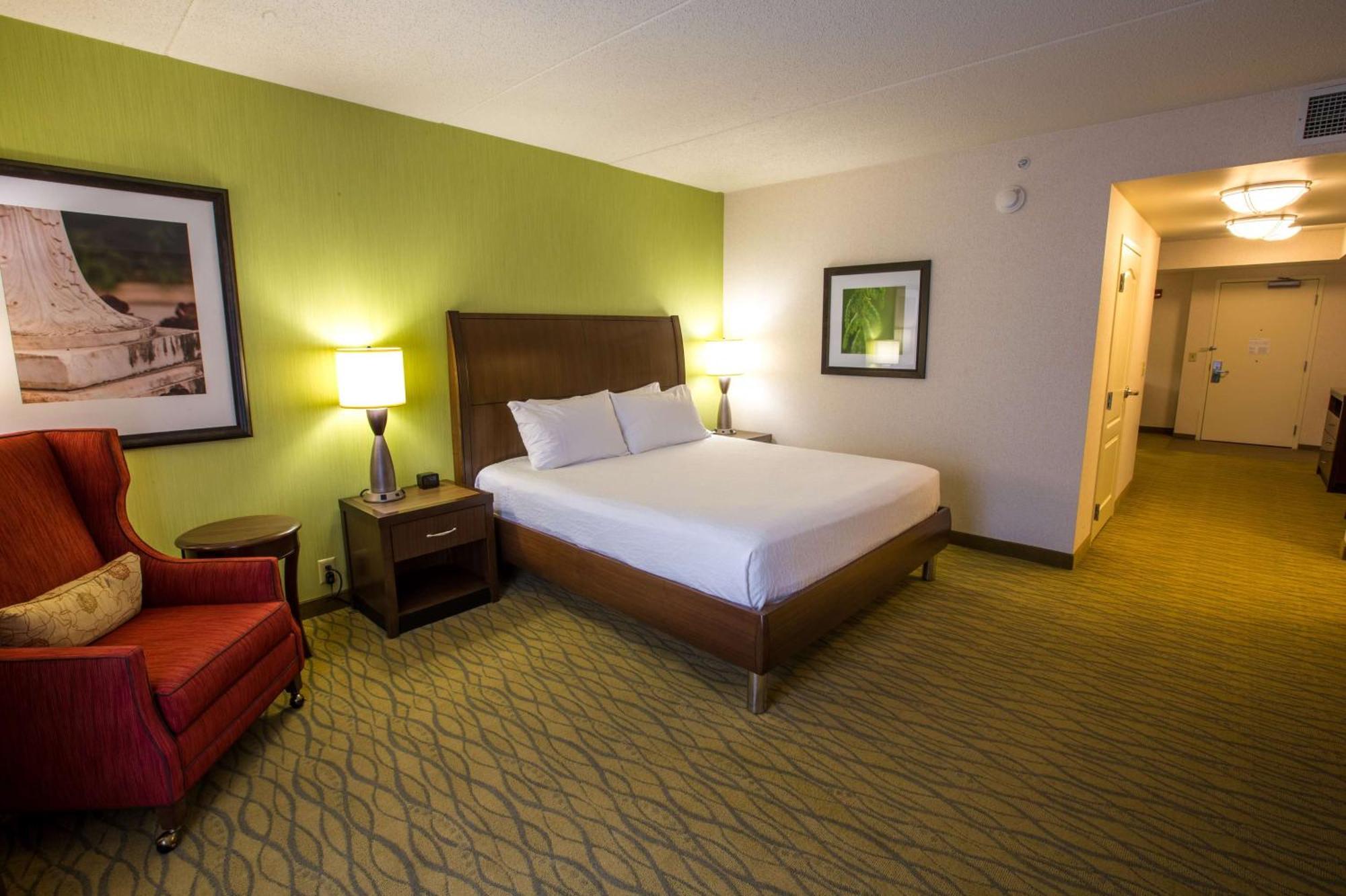 Hilton Garden Inn State College Exterior photo